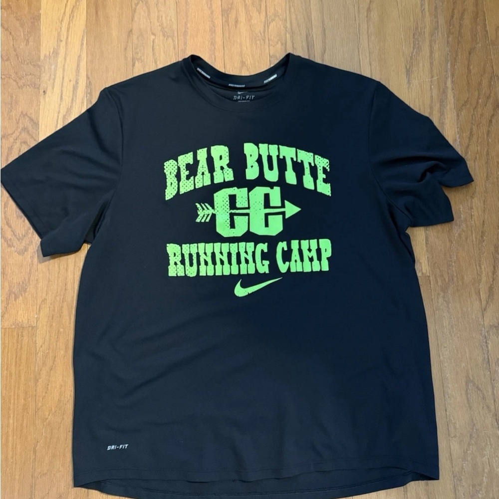 Nike Bear Butte Running Camp Dri fit